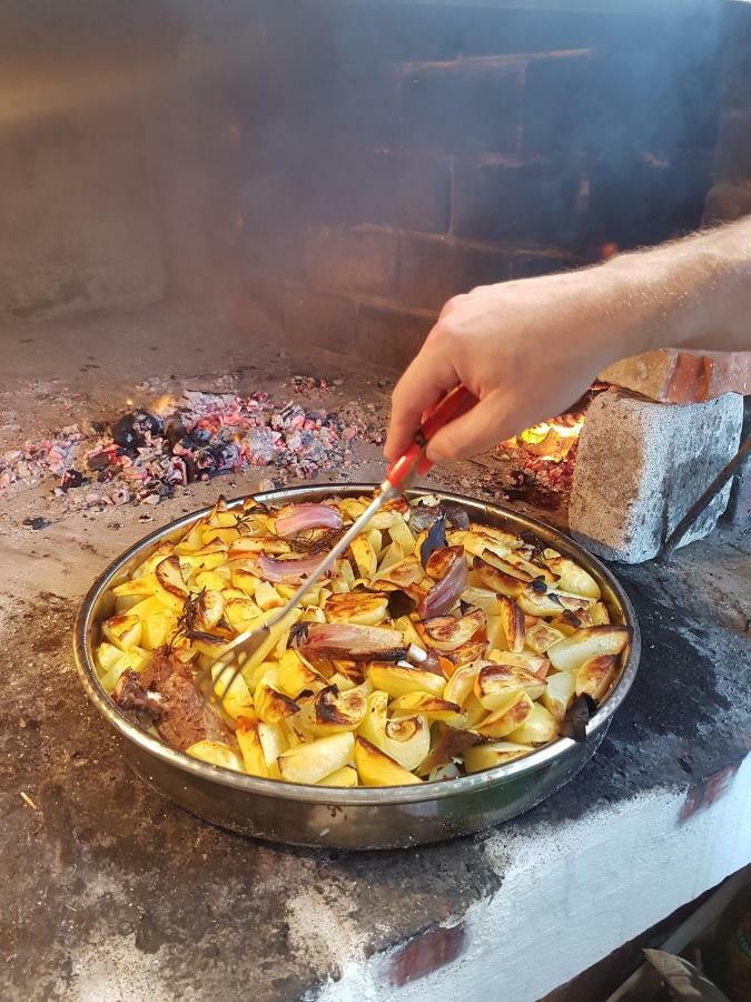 Pansion Jakas Zavala Εξωτερικό φωτογραφία